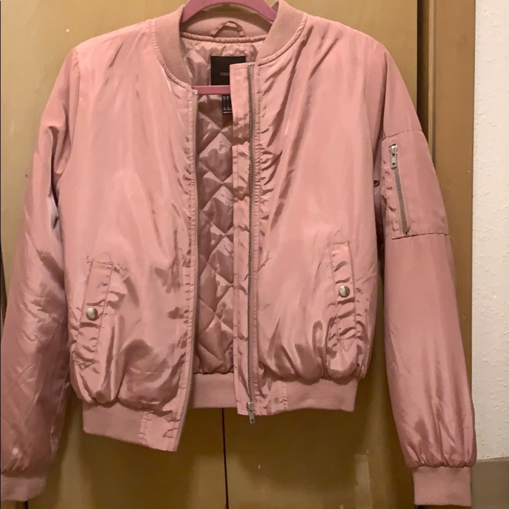 PINK BOMBER JACKET FOR SALE!🤍